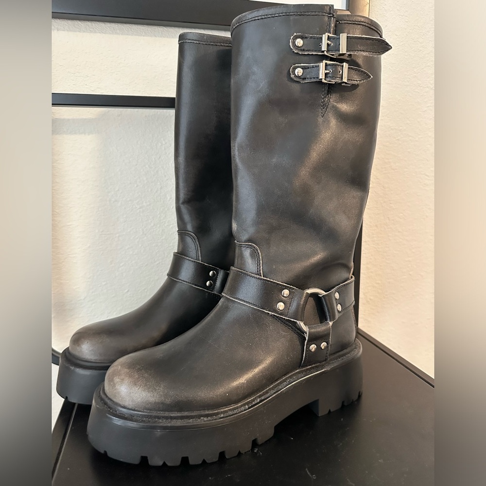 ❌❌SOLD Steven madden Raige black leather boot